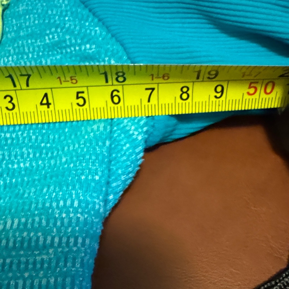 lululemon athletica Blue Hooded Goose Down Puffer Sweater - Picture 9 of 10